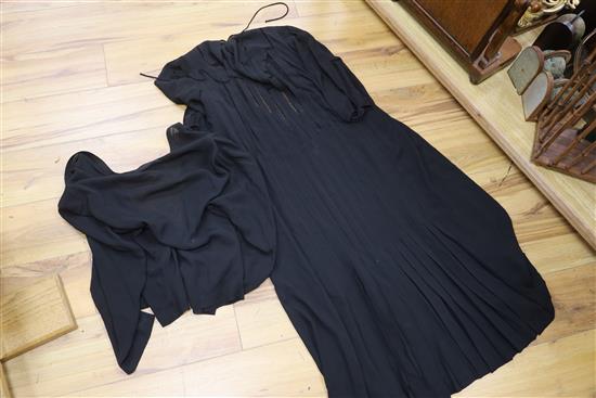 A collection of late 19th and 20th century ladies clothing